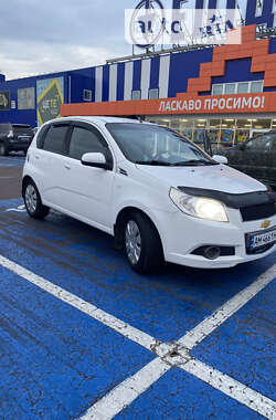 Хэтчбек Chevrolet Aveo 2010 в Житомире