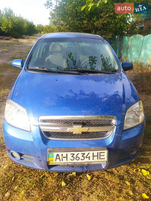 Седан Chevrolet Aveo 2010 в Слов'янську