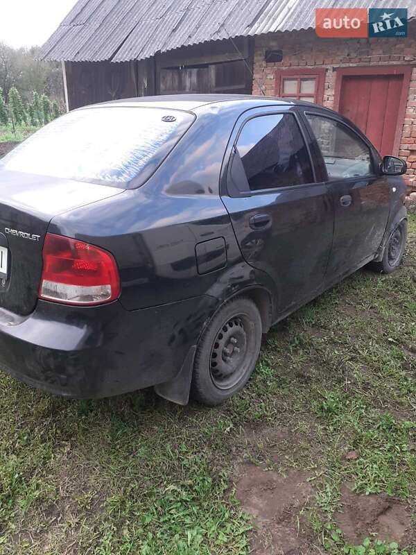 Седан Chevrolet Aveo 2005 в Львові