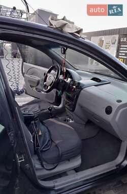 Седан Chevrolet Aveo 2005 в 