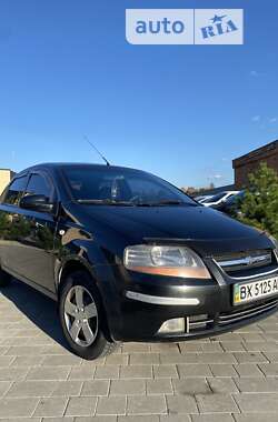 Седан Chevrolet Aveo 2006 в Хмельницькому