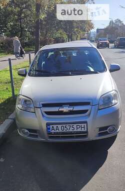 Седан Chevrolet Aveo 2008 в Киеве