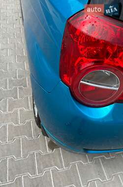 Хэтчбек Chevrolet Aveo 2008 в 