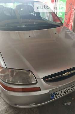 Седан Chevrolet Aveo 2004 в Оболони