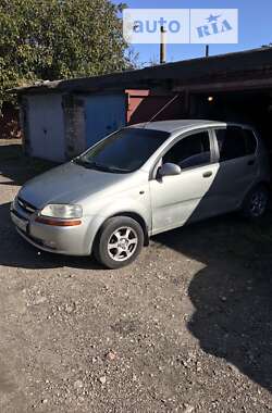 Хетчбек Chevrolet Aveo 2004 в Кривому Розі