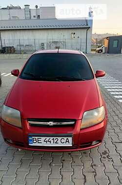 Хэтчбек Chevrolet Aveo 2008 в Черновцах