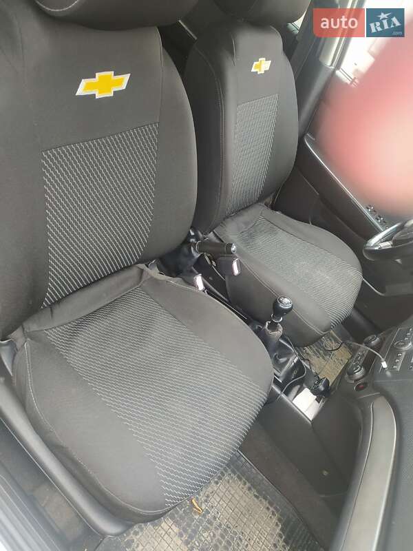 Седан Chevrolet Aveo 2006 в Тернополе