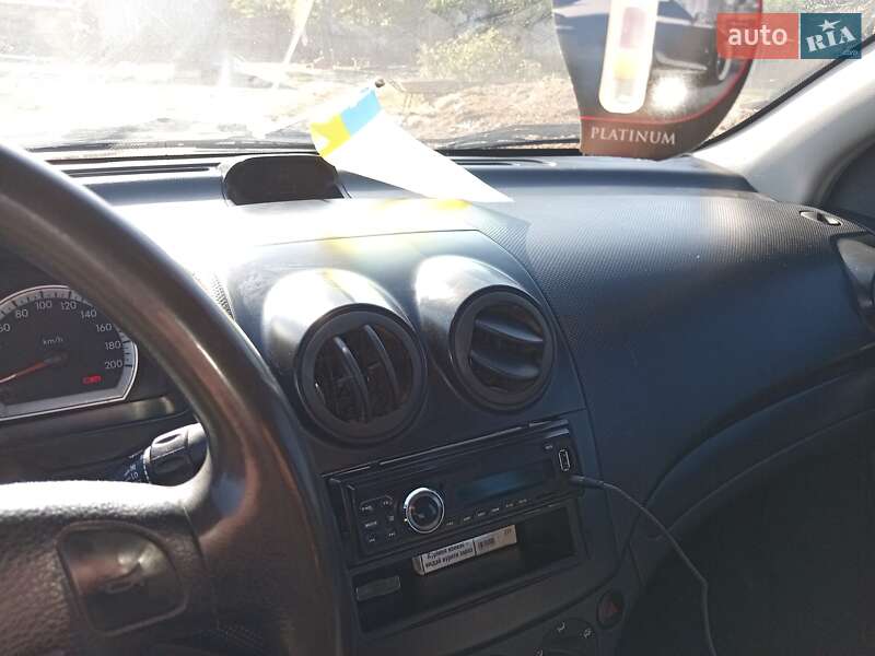 Седан Chevrolet Aveo 2011 в Снигиревке