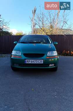 Седан Chevrolet Aveo 2005 в Киеве