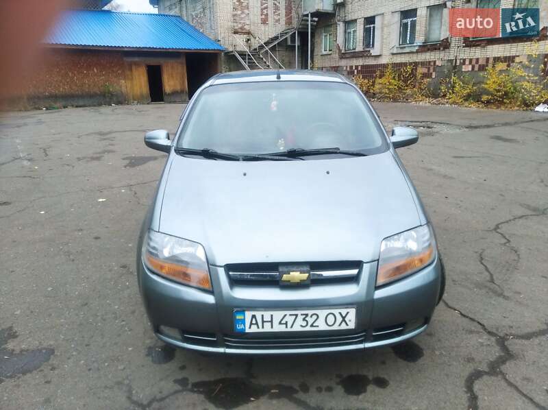 Седан Chevrolet Aveo 2006 в Славянске