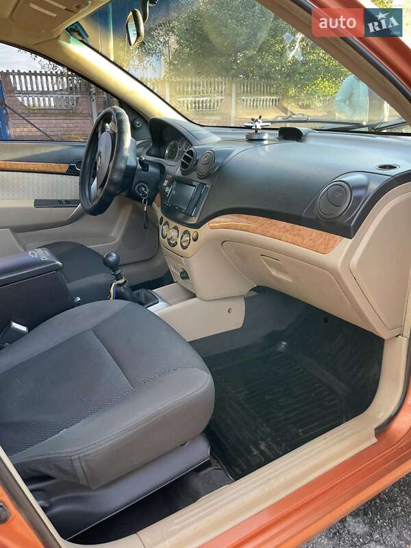 Седан Chevrolet Aveo 2008 в Зенькове
