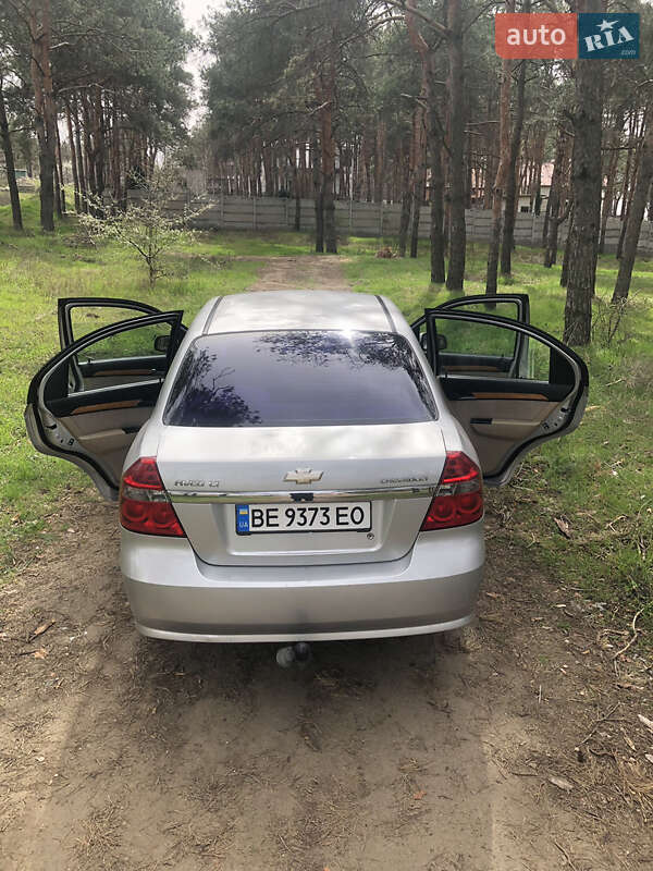 Седан Chevrolet Aveo 2008 в Миколаєві