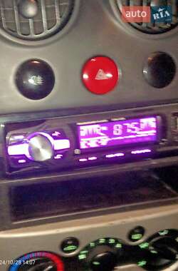Хэтчбек Chevrolet Aveo 2006 в 