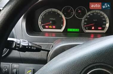 Хэтчбек Chevrolet Aveo 2011 в 