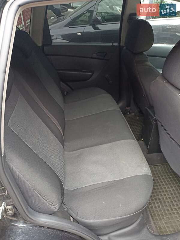 Хетчбек Chevrolet Aveo 2011 в Києві
