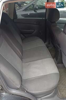 Хэтчбек Chevrolet Aveo 2011 в 