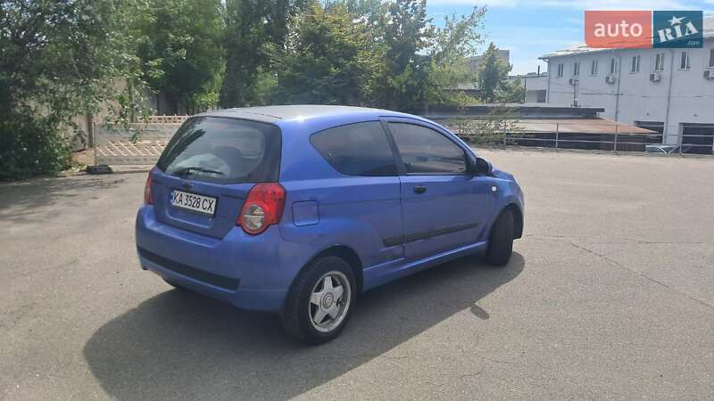 Хэтчбек Chevrolet Aveo 2008 в Киеве
