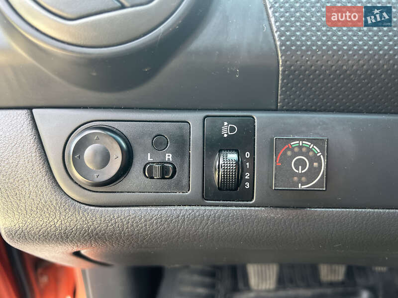 Седан Chevrolet Aveo 2006 в Славуте фото 7 Седан Chevrolet Aveo 2006 в Славуте