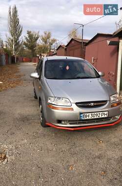 Седан Chevrolet Aveo 2005 в Херсоні