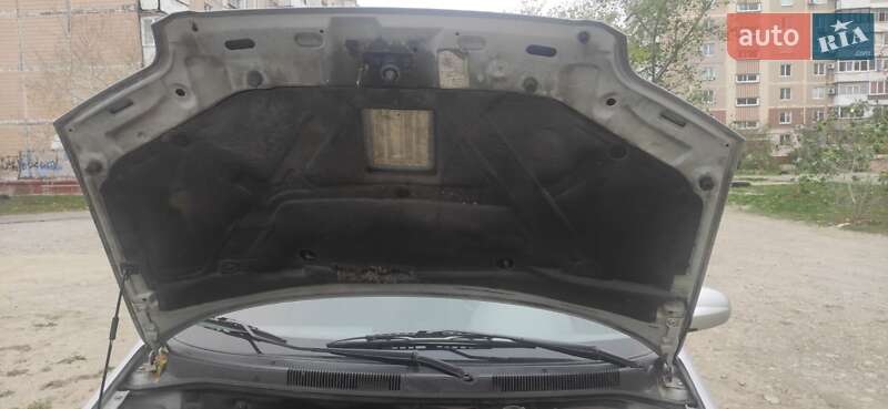 Седан Chevrolet Aveo 2005 в Запоріжжі
