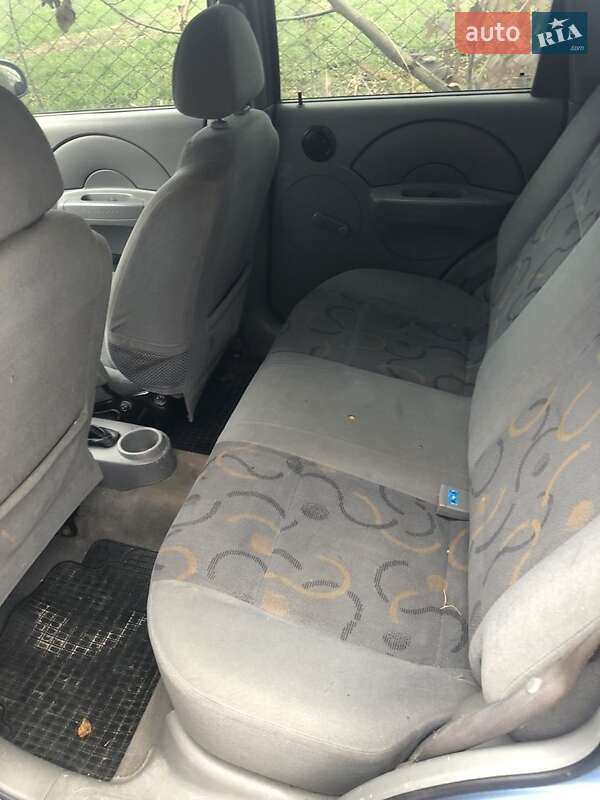 Хетчбек Chevrolet Aveo 2005 в Чернівцях