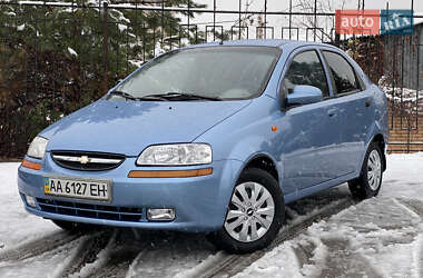 Седан Chevrolet Aveo 2005 в Киеве