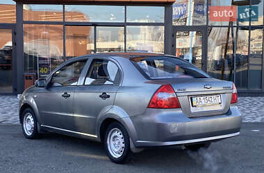 Седан Chevrolet Aveo 2008 в Киеве