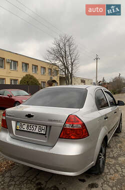 Седан Chevrolet Aveo 2008 в Жовкве