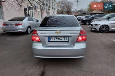 Седан Chevrolet Aveo 2011 в Одессе