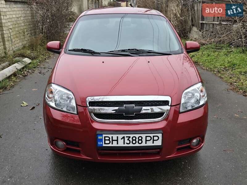 Седан Chevrolet Aveo 2010 в Одесі