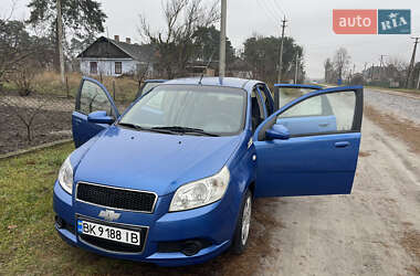 Хэтчбек Chevrolet Aveo 2009 в Ровно