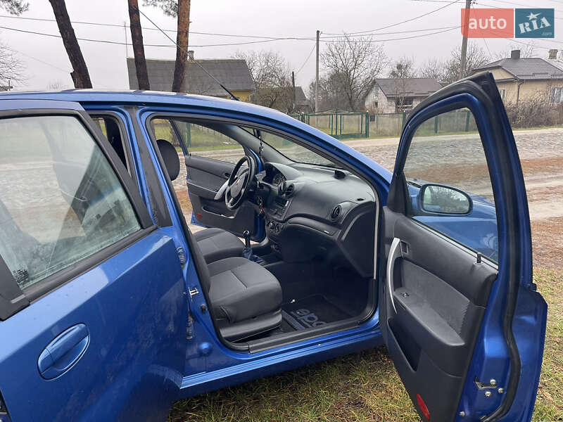 Хэтчбек Chevrolet Aveo 2009 в Ровно фото 16 Хэтчбек Chevrolet Aveo 2009 в Ровно