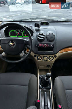 Седан Chevrolet Aveo 2008 в 