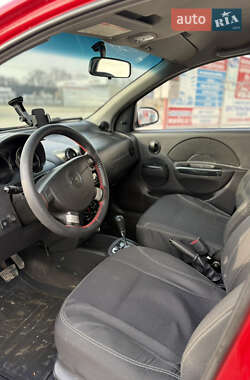 Седан Chevrolet Aveo 2006 в Чернівцях