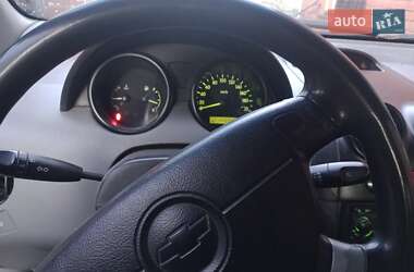 Хетчбек Chevrolet Aveo 2003 в 