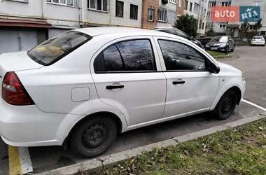 Седан Chevrolet Aveo 2009 в Львове