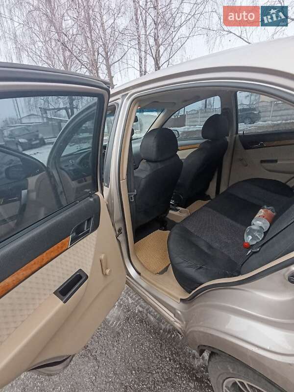 Седан Chevrolet Aveo 2007 в Чернигове