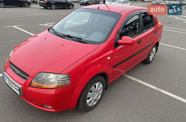 Седан Chevrolet Aveo 2006 в Киеве