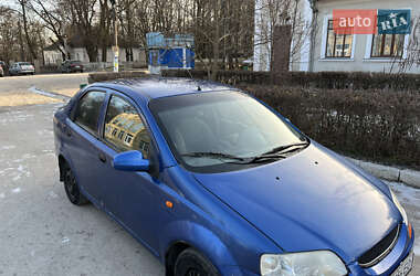 Седан Chevrolet Aveo 2005 в Хотині