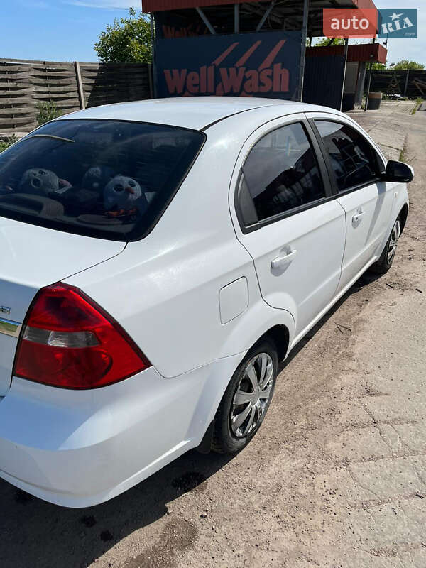 Седан Chevrolet Aveo 2007 в Овручі
