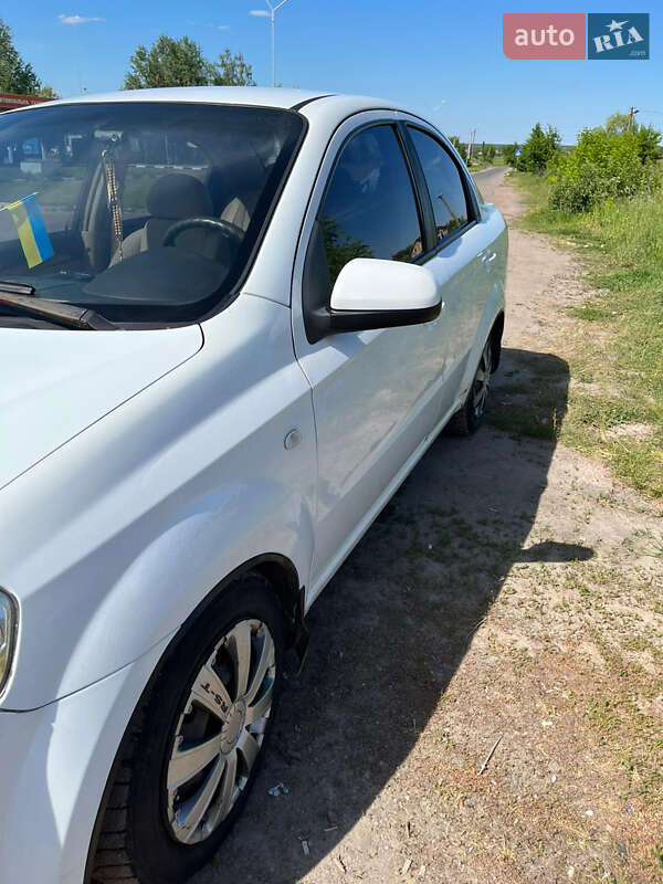 Седан Chevrolet Aveo 2007 в Овручі