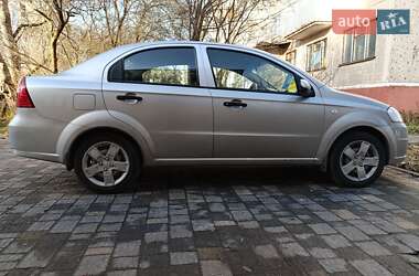 Седан Chevrolet Aveo 2011 в Тернополі