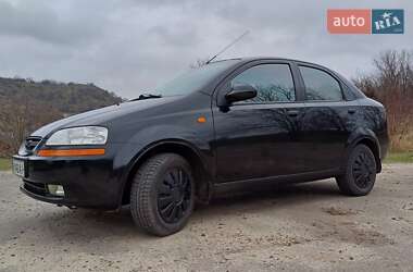 Седан Chevrolet Aveo 2005 в Кривому Розі