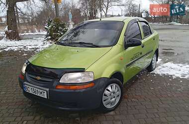 Седан Chevrolet Aveo 2004 в Стрию