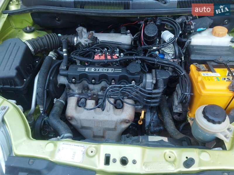 Седан Chevrolet Aveo 2004 в Брацлаве