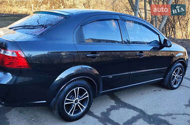 Седан Chevrolet Aveo 2011 в Хмельницькому