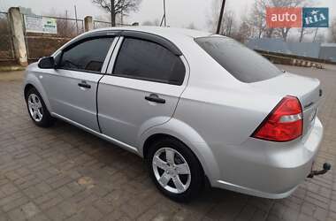 Седан Chevrolet Aveo 2008 в Черновцах