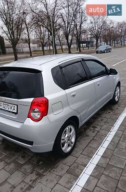 Хетчбек Chevrolet Aveo 2011 в Черкасах