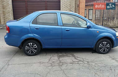 Седан Chevrolet Aveo 2005 в Харькове