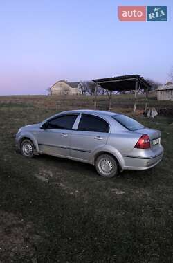 Хэтчбек Chevrolet Aveo 2007 в Городке